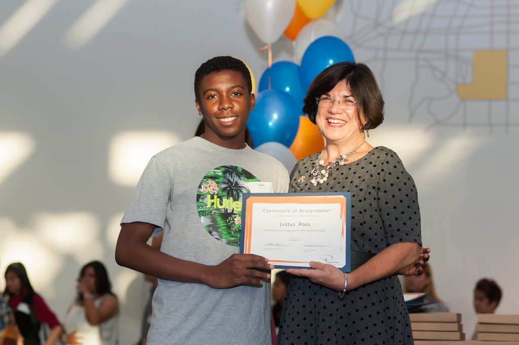 TEA Buzz Price Student Award Justus Ross (Ryman ’15) and Diane Brigham